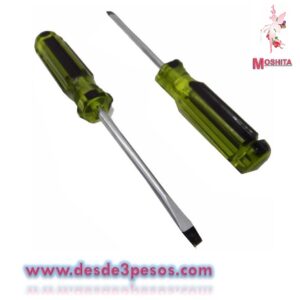 Desarmador de Cruz con Mango de plastico 20cm. De largo.