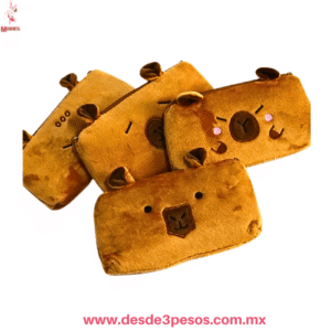 Lapicera Felpa  Capibara de Cierre 20 x 11cm. Tono café