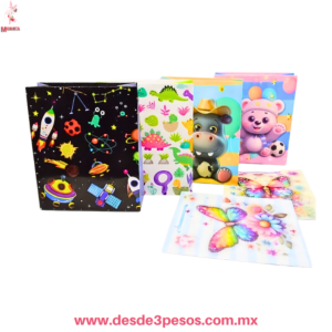 Paquete con 12 Bolsas de Regalo papel delgado 34 x 27 cm. Varias figuras C-2-13