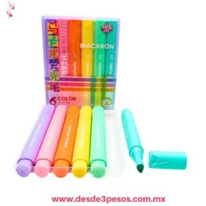 Marcatextos  de 6 colores presenta un diseño en tonos pastel suaves con punta biselada 13 cm. De alto FL2902