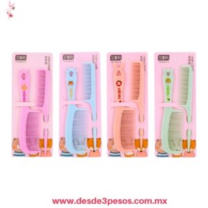 Set con 2 peines de plástico detalles infantiles en tonos pastel 16 cm de largo por 5 y 3.5 cm. Ancho 6B-171