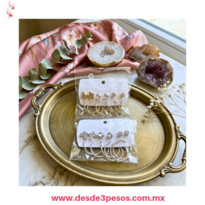 Set de 6 pares de Aretes y Arracadas  Diseño Mariposas y Cristales en tono Dorado y Plata 10 x 8 cm. XH8287